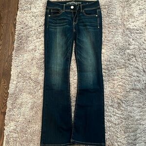 Like new American Eagle size 2 short kick boot Jean